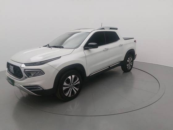 FIAT TORO 2.0 16V TURBO DIESEL VOLCANO 4WD AT9 FIAT TORO 2.0 16V TURBO DIESEL VOLCANO 4WD AT9